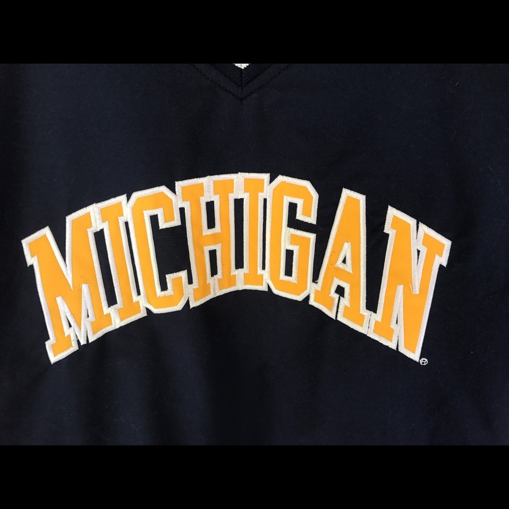 Michigan NCAA Medium Pullover
